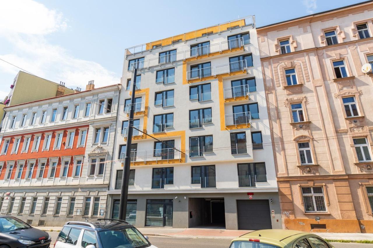 Brand New Studio Apartment #51 With Free Secure Parking In The Center Praha Exteriér fotografie